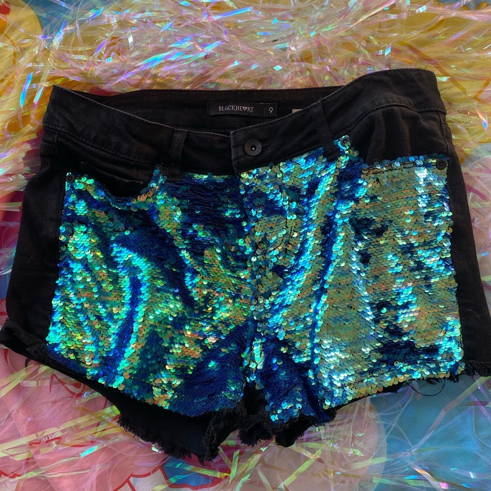 Black heart Lowrise Mermaid Shorts